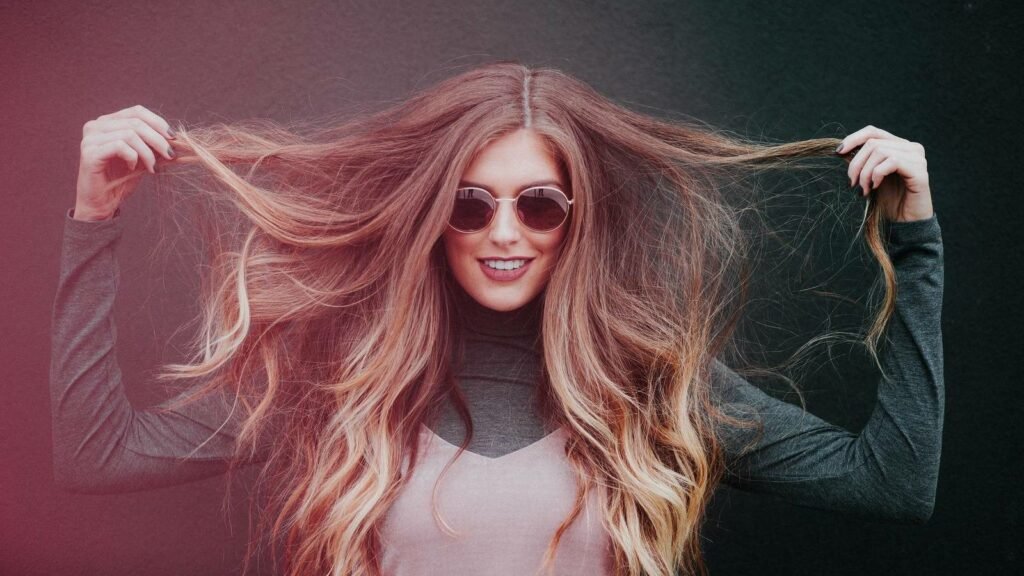 Cabello moldeado a tu estilo Cabello moldeado a tu estilo