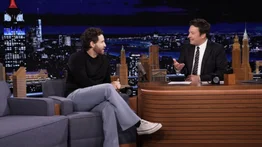 Édgar Ramírez habla del rodaje de su nueva película en el programa de Jimmy Fallon