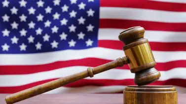 Juez levanta prohibición de comprar pistolas a menores de 21 años Juez levanta prohibición de comprar pistolas a menores de 21 años