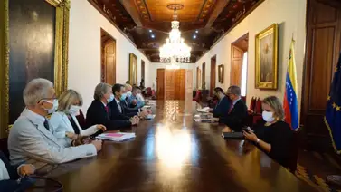 Arreaza dice a misión de UE que "hay clima electoral favorable" en Venezuela Arreaza dice a misión de UE que "hay clima electoral favorable" en Venezuela