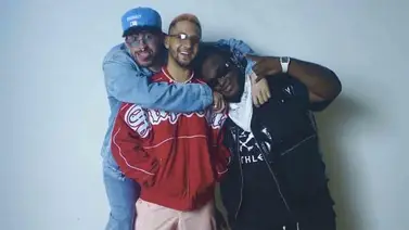 Bad Bunny, Mora y Sech se unen en el remix del tema "Volando" Bad Bunny, Mora y Sech se unen en el remix del tema "Volando"