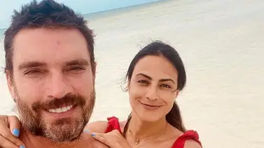 Chepa Candela: Julián Gil le pone los cachos a su noviecita Chepa Candela: Julián Gil le pone los cachos a su noviecita