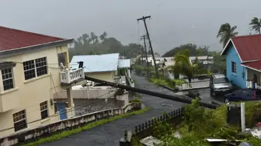 Tormenta Elsa embiste a Cuba por el sur de camino a Florida Tormenta Elsa embiste a Cuba por el sur de camino a Florida