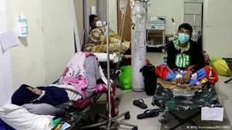 Hospitales en Indonesia se quedan sin oxígeno en la peor ola de la pandemia