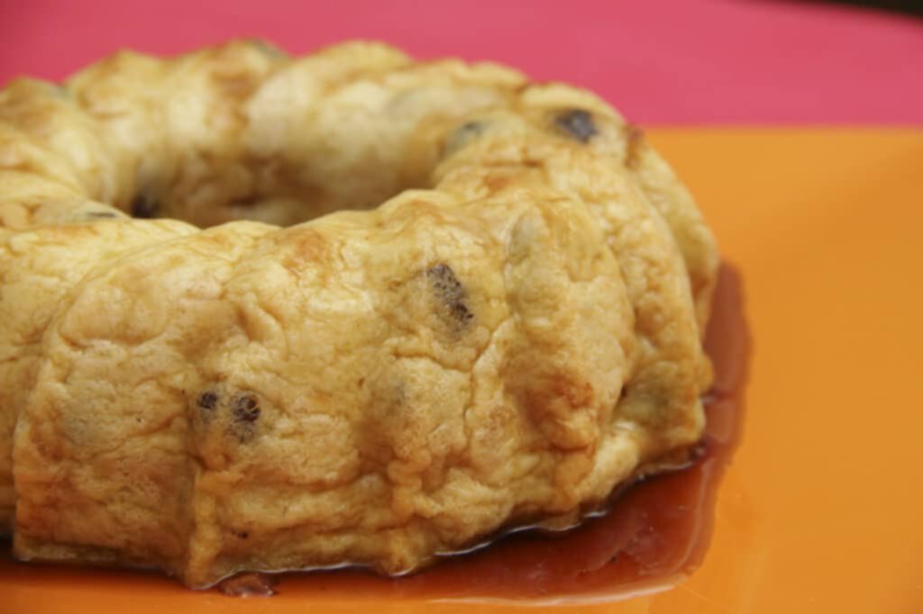 La tradicional torta melosa de pan La tradicional torta melosa de pan