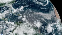 La tormenta Elsa se convierte en huracán de categoría 1 y pone rumbo a Miami