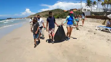 Realizan jornadas de limpiezas en playas de la Isla de Margarita Realizan jornadas de limpiezas en playas de la Isla de Margarita