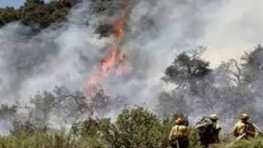 Incendio en California provoca la evacuación de 8.000 personas Incendio en California provoca la evacuación de 8.000 personas