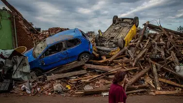 Aumentan a cinco los muertos por tornado en República Checa Aumentan a cinco los muertos por tornado en República Checa