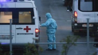 Rusia registra 601 muertes por COVID-19 en un día