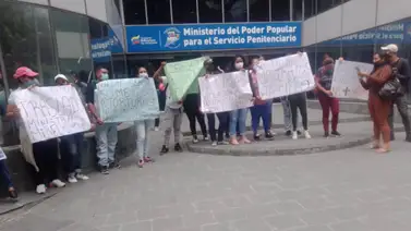 Familiares de presos en Cicpc El Hatillo piden trasladarlos a otros centros Familiares de presos en Cicpc El Hatillo piden trasladarlos a otros centros