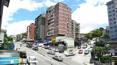 Incendio de transformador deja sin luz e internet a residentes de El Llanito Incendio de transformador deja sin luz e internet a residentes de El Llanito