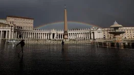 Vaticano pide al Gobierno cambiar proyecto contra la homofobia