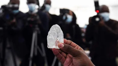 Descubren diamante que podría ser el 3ro más grande del mundo