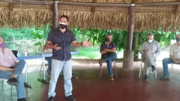 Exigen vacunación masiva sin politización ni discriminación