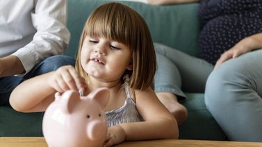 Mesada para los chamos se maneja en divisas