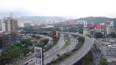 Autopista Francisco Fajardo estrena nuevo nombre Autopista Francisco Fajardo estrena nuevo nombre