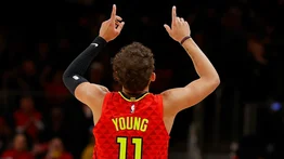 Trae Young vuelve a brillar y Hawks empatan la serie
