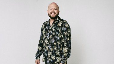 “Con la lírica de Cáceres” la marca que identifica los nuevos éxitos de la música latina