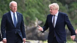Boris Johnson espera que Biden transmita mensajes "bastante duros" a Putin