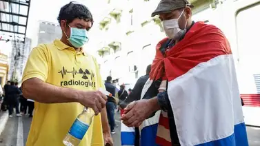 Paraguay aplica más de 23.000 vacunas contra el COVID-19 en un día Paraguay aplica más de 23.000 vacunas contra el COVID-19 en un día
