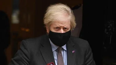 Boris Johnson ve "muy preocupante" el avance de la variante Delta del coronavirus