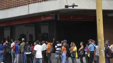 Problemas con tarjetas de débito es lo que más hace ir a bancos Problemas con tarjetas de débito es lo que más hace ir a bancos