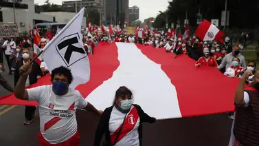 Crece tensión en Perú ante intento de Fujimori de anular votos de Castillo Crece tensión en Perú ante intento de Fujimori de anular votos de Castillo