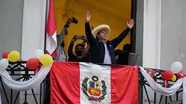 Castillo mantiene 71.000 votos de ventaja sobre Fujimori