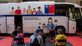 Uruguay se convierte en el primer país de Latinoamérica en vacunar adolescentes