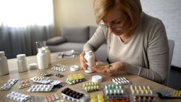 Descubre las complicaciones de automedicarse
