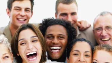 Venezolanos mantienen el buen humor a pesar de la crisis y la pandemia