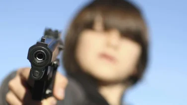 Niño de 12 años dispara a otro tras enfadarse por una partida de videojuegos
