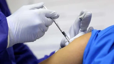 Rumanía, primer país en comenzar a vacunar a niños contra la COVID