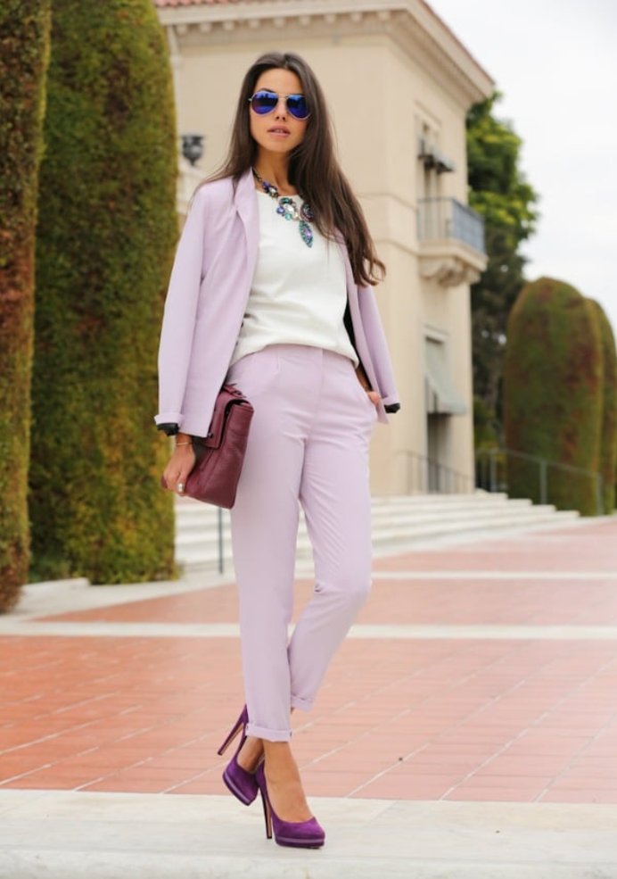 Formas de llevar la tendencia mauve Formas de llevar la tendencia mauve