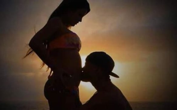 Gustavo Elis y Karlis Romero anuncian la espera de su primer bebé (+Video) Gustavo Elis y Karlis Romero anuncian la espera de su primer bebé (+Video)