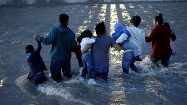 Un total de 6.159 venezolanos atravesaron de México a EEUU en abril