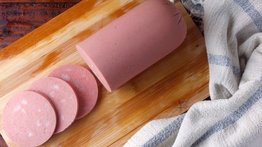 La mortadela, el huevo y el queso salvan la comida criolla