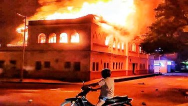 Detienen a tres implicados por incendio de Palacio de Justicia en Colombia