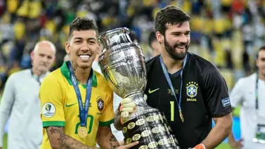 Álisson, Firmino, Richarlison y Douglas Luiz se presentan con Brasil Álisson, Firmino, Richarlison y Douglas Luiz se presentan con Brasil