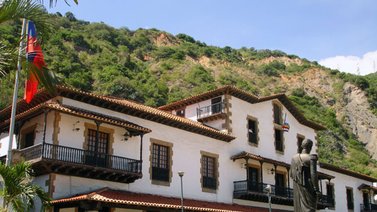 ¿Qué sucederá con la Gobernación de La Guaira?