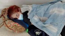 Joven muere de COVID-19 tras esperar una semana en el suelo de un hospital
