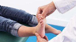¿Cómo reconocer el pie plano y sus tratamientos?