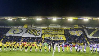 Muerte de aficionado tras un partido causa conmoción en Países Bajos