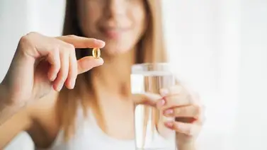 Beneficios de las vitaminas y el agua para la piel Beneficios de las vitaminas y el agua para la piel