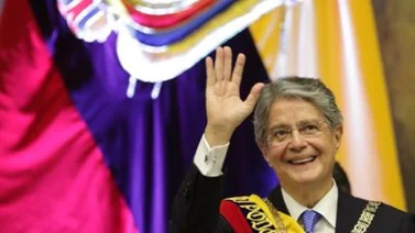 El conservador Guillermo Lasso asume presidencia en Ecuador