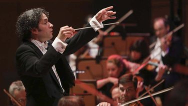 Dudamel aspira a "multiplicar los sueños" de los jóvenes en Los Ángeles