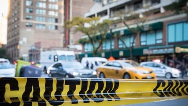 Hombre es asesinado en Nueva York tras discutir por turno para ir al baño