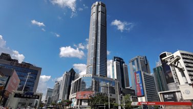 Cerrado el rascacielos chino que tembló en varias ocasiones