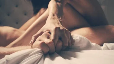 Encerrona frena la actividad sexual en jóvenes